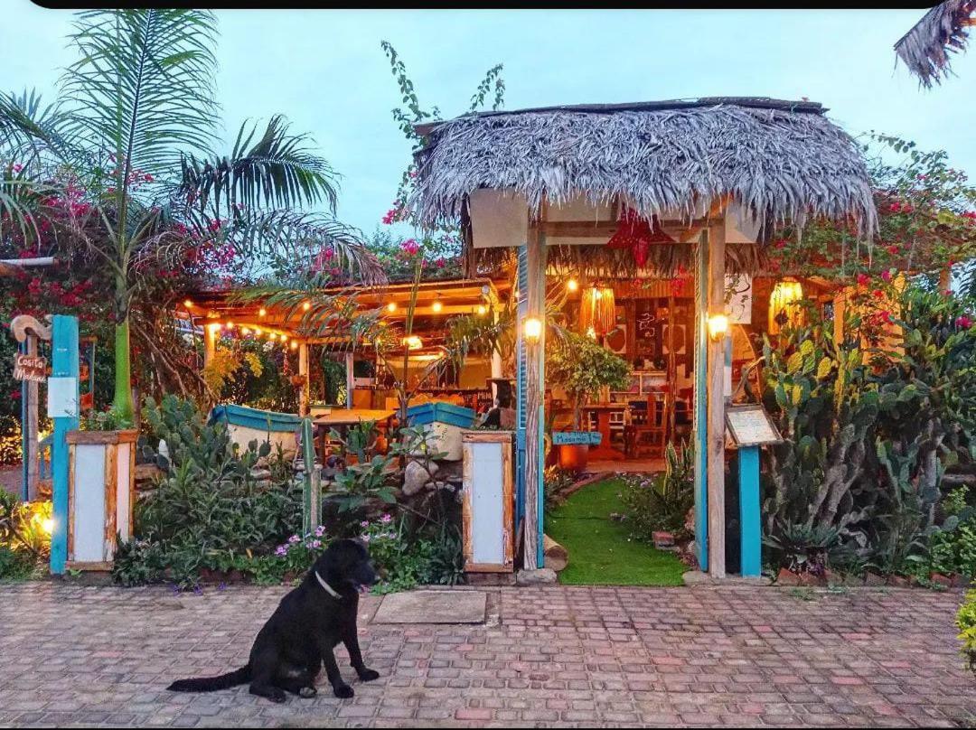 Café Madame Puerto López Exterior foto